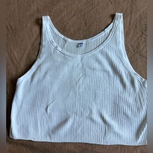 UNIQLO White Ribbed Cropped Tank